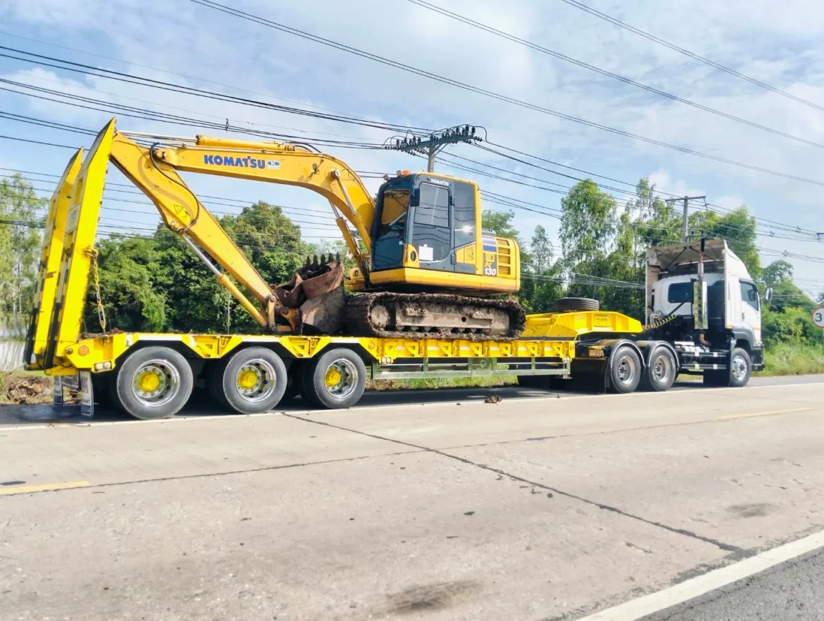 รถเทรลเลอร์ขนย้ายรถแม็คโคร